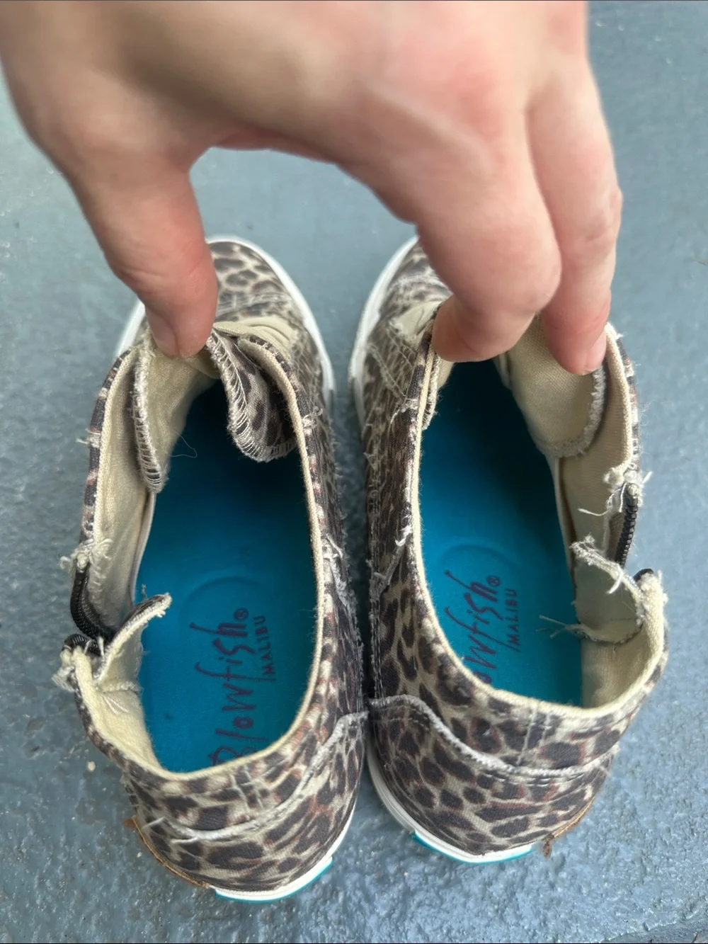 Blowfish leopard print Slip-Ons with zippered sides- size 9, EUC